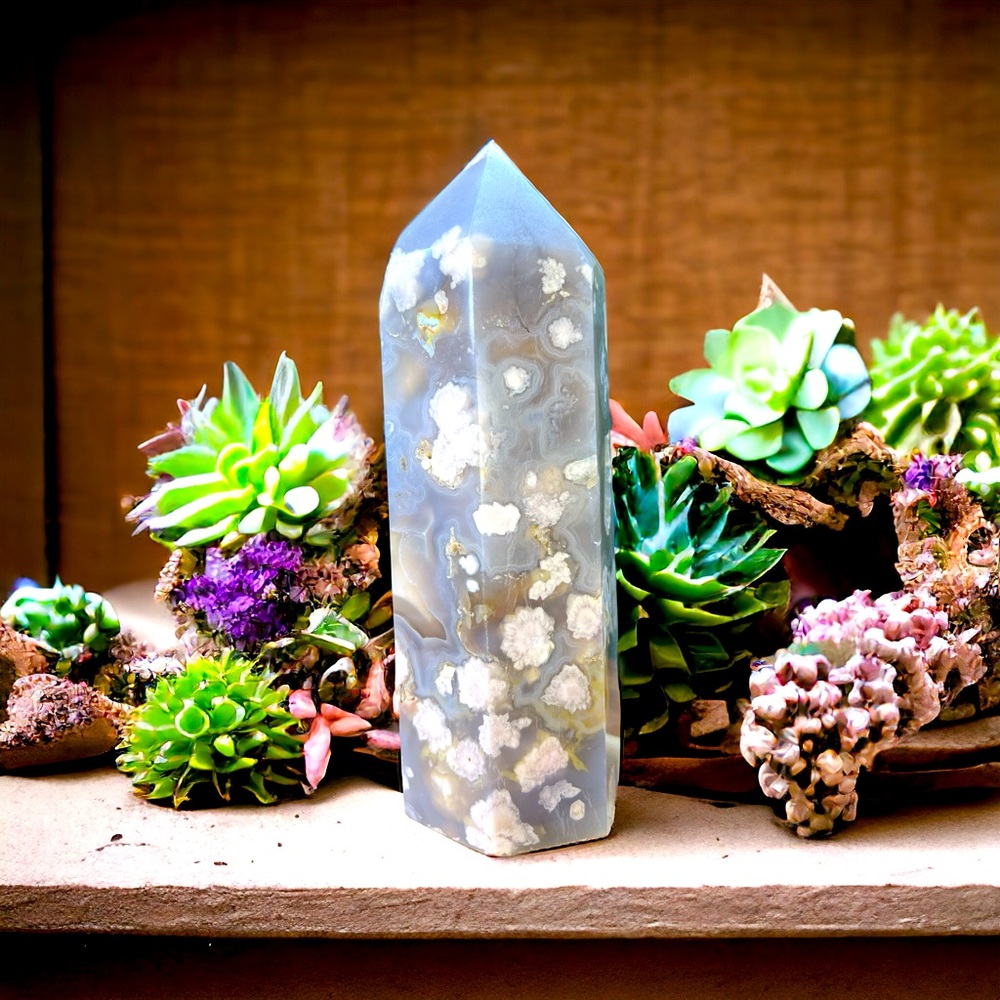 Flower agate crystal tower